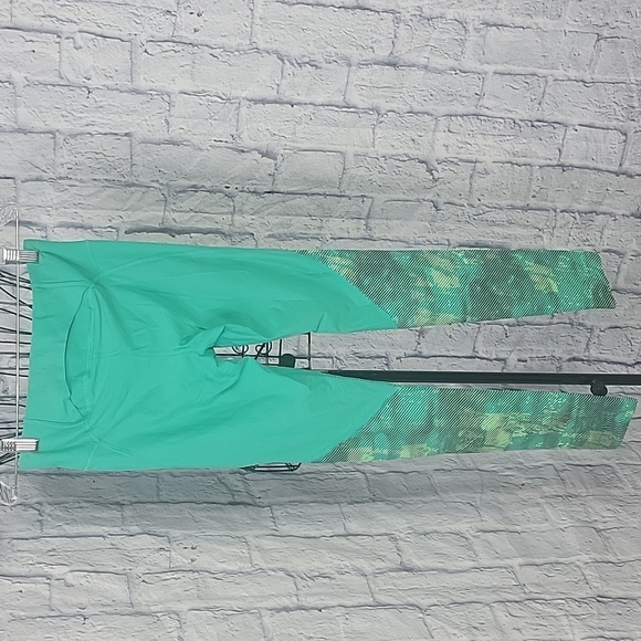 UNDER ARMOUR Small Green and Yellow Ankle Length Athletic Leggings - Picture 6 of 8
